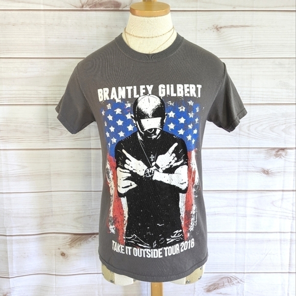 Brantley Gilbert Take It Outside 2016 Tour Tee in Smoke Gray Size Small - Picture 1 of 6